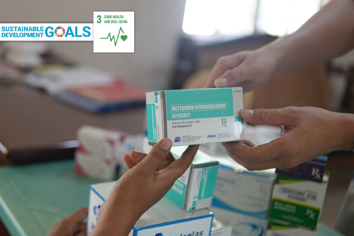 Provision of Medicines to Barangay Health Centers by Eramen Minerals Inc